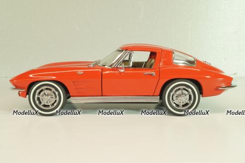 Chevrolet Corvette (C2) Sting ray 1965, red, Franklin Mint 1:24