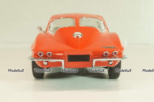 Chevrolet Corvette (C2) Sting ray 1965, red, Franklin Mint 1:24