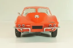 Chevrolet Corvette (C2) Sting ray 1965, red, Franklin Mint 1:24