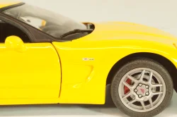 Chevrolet Corvette Z06 (C5) 50th Anniversary 2003, yellow, B11C474, Franklin Mint 1:24