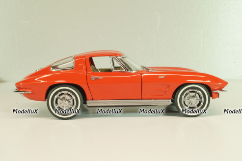 Chevrolet Corvette (C2) Sting ray 1965, red, Franklin Mint 1:24