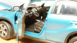 Suzuki Vitara 2016 SUV, Paudi 1:18