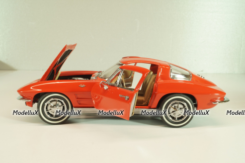 Chevrolet Corvette (C2) Sting ray 1965, red, Franklin Mint 1:24