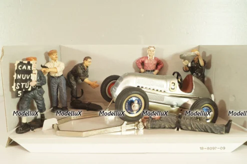 Mercedes-Benz Racing Car with 6 Figures set, No.01017, Schuco-Classic , Schuco