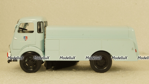 Berliet GLB Arroseuse-balayeuse 1955 "Ville de Dieppe" light blue/white, Altaya 1:43
