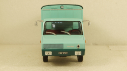 Berliet Stradair 10 Cochonnière 1966 green-blue, Hachette 1:43