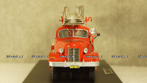Зил-130 ПР-130 Свердловск Аэропорт "Кольцово" 1980-е гг., 113025, DiP Models 1:43 Уценка!