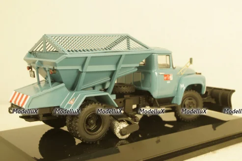 ПР-130 пескоразбрасыватель на шасси Зил-130 1968г, голубой, 113023, DiP Models 1:43