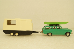 Москвич-426 зеленый с прицепом Дача, Фирма Досуг 1:43