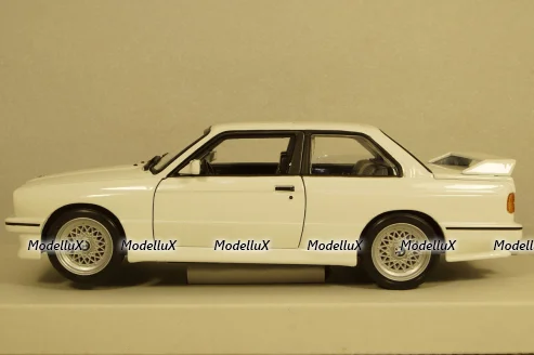BMW 3-series M3 ( E30) 1988, white, BU21100W , Bburago 1:24
