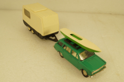 Ваз-2102 зеленый с прицепом Дача, Фирма Досуг 1:43