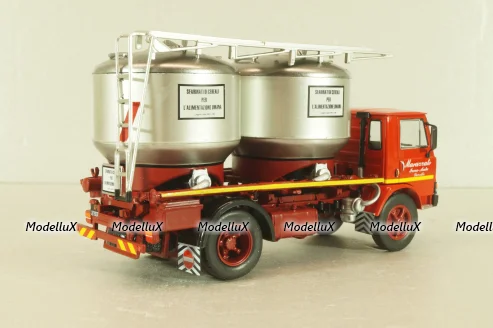 OM N100 truck 1972, red/silver, CAMD083, Camion D'epoca #83, Deagostini 1:43