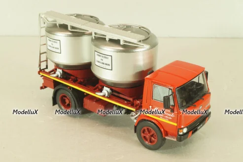 OM N100 truck 1972, red/silver, CAMD083, Camion D'epoca #83, Deagostini 1:43