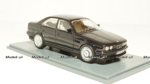 BMW 2000 CS Coupe 1965 silver, KK-Scale 1:18