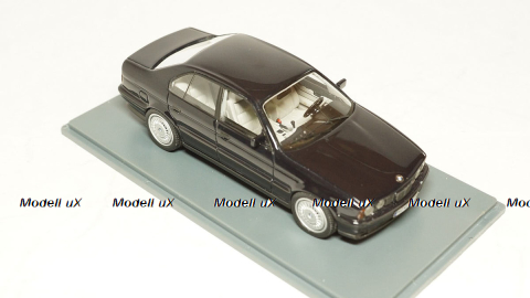 BMW 2000 CS Coupe 1965 silver, KK-Scale 1:18