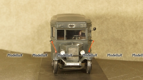 Mercedes 230E (W123) 1980, black, 183711, Norev 1:18