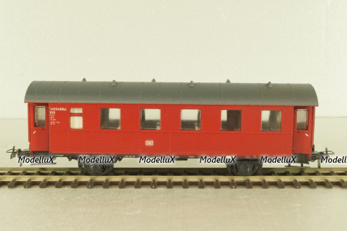 Passenger wagon Bi 33 2-axel, DB #140048, red, 5452512/5/18, Piko 1:87