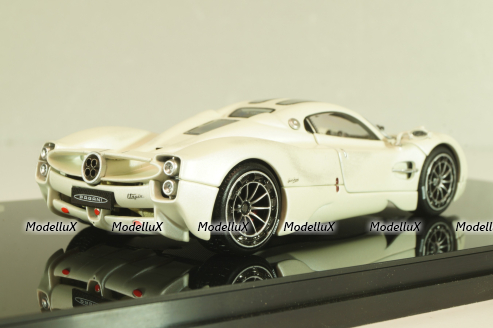 Pagani Utopia 2022, white, 43012WH, LCD 1:43