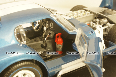 Shelby Cobra Daytona Coupe #98 1965 blue, Shelby Collectibles 1:18