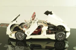 Pagani Utopia 2022, white, 43012WH, LCD 1:43