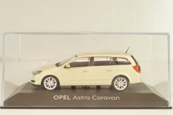 Opel Astra (H) Caravan 2003, beige, Minichamps 1:43