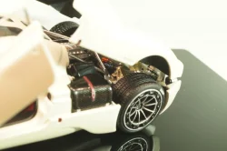 Pagani Utopia 2022, white, 43012WH, LCD 1:43