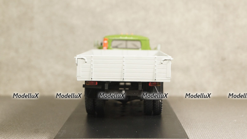 Audi A6 (C7) Allroad, GT354, GT-Spirit 1:18