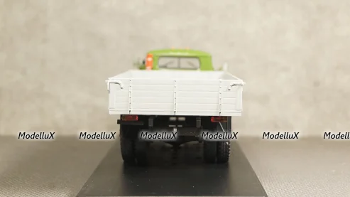 Audi A6 (C7) Allroad, GT354, GT-Spirit 1:18