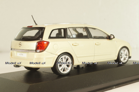 Opel Astra (H) Caravan 2003, beige, Minichamps 1:43