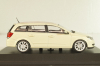 Opel Astra (H) Caravan 2003, beige, Minichamps 1:43