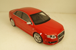 Audi RS 4 (B7) 4.2 MSI 2005  Misano red, OT400, Otto 1:18 