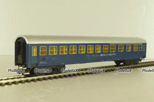 Вагон пассажирский 1-2 класс, 4-х осный 1-2-st classe, DB, blue/silver, 389, Kleinbahn 1:87 HO