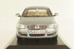 Volkswagen Passat (B6) 2005, grey, 3C0099300A7T, Minichamps 1:43