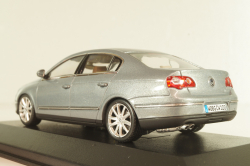 Volkswagen Passat (B6) 2005, grey, 3C0099300A7T, Minichamps 1:43