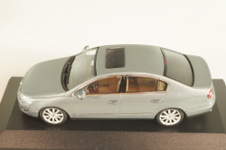 Volkswagen Passat (B6) 2005, grey, 3C0099300A7T, Minichamps 1:43