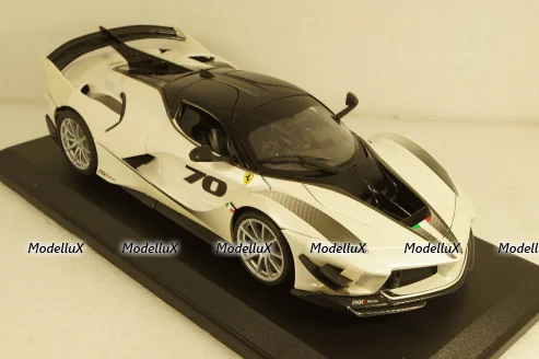 Ferrari FXX-K Evoluzione #70 2018, Bburago 1:18