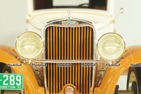 Dodge Eight DG Coupe 1931, beige/brown,  BOS-Models 1:18