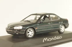Ford Mondeo Ghia sedan (MK3) 1992, dark green, Minichamps 1:43