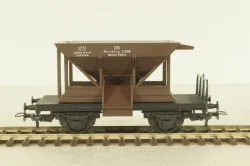 Вагон грузовой саморазгрузочный, 2-х осный, DR, эпоха III, brown, , 335, Kleinbahn 1:87 HO