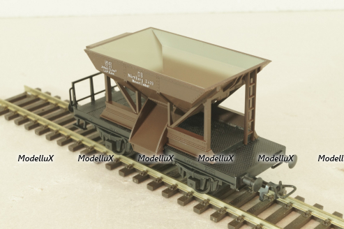 Вагон грузовой саморазгрузочный, 2-х осный, DR, эпоха III, brown, , 335, Kleinbahn 1:87 HO