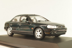 Ford Mondeo Ghia sedan (MK3) 1992, dark green, Minichamps 1:43