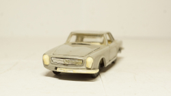 Mercedes 230SL