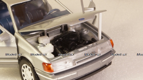 Ford Scorpio silver with chrome wheels, Schabak 1:24