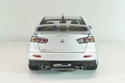 Mitsubishi Lancer Evo X 2008, silver, Viat 1:18
