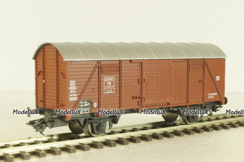 Вагон грузовой, крытый, 2-х осный DB, коричневый, HO, 46042, Roco 1:87
