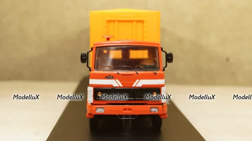 Mercedes E320 Coupe (W124), Herpa 1:43