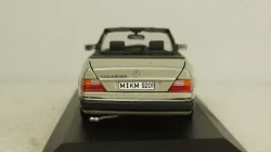 Mercedes E300 Cabriolet, A124, Minichamps 1:43