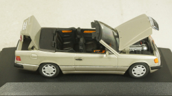 Mercedes E300 Cabriolet, A124, Minichamps 1:43