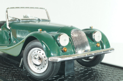 Morgan 4/4 series II 1955, green, 08111G, Kyosho 1:18