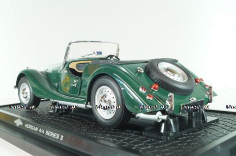 Morgan 4/4 series II 1955, green, 08111G, Kyosho 1:18